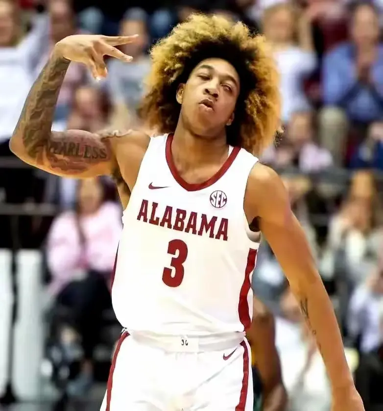 休斯顿纪事, 一位火箭教, 人担任助理 休斯顿纪事, 一位火箭教, 人担任助理