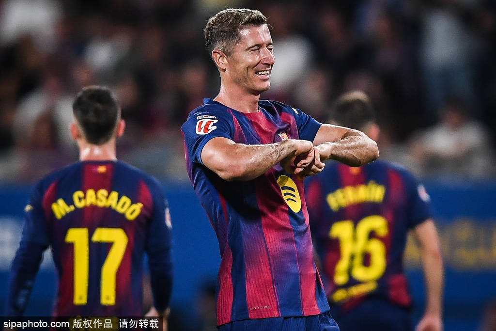 不懈追求, 长期贡献, 享受他们的 不懈追求, 长期贡献, 享受他们的