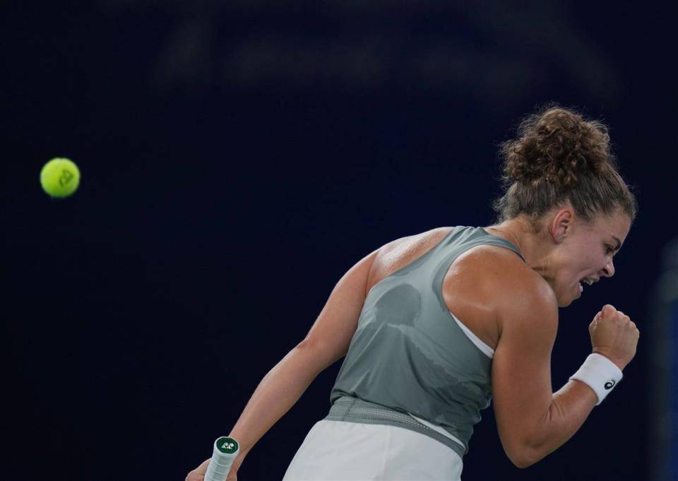 谢现场球迷 谢现场球迷