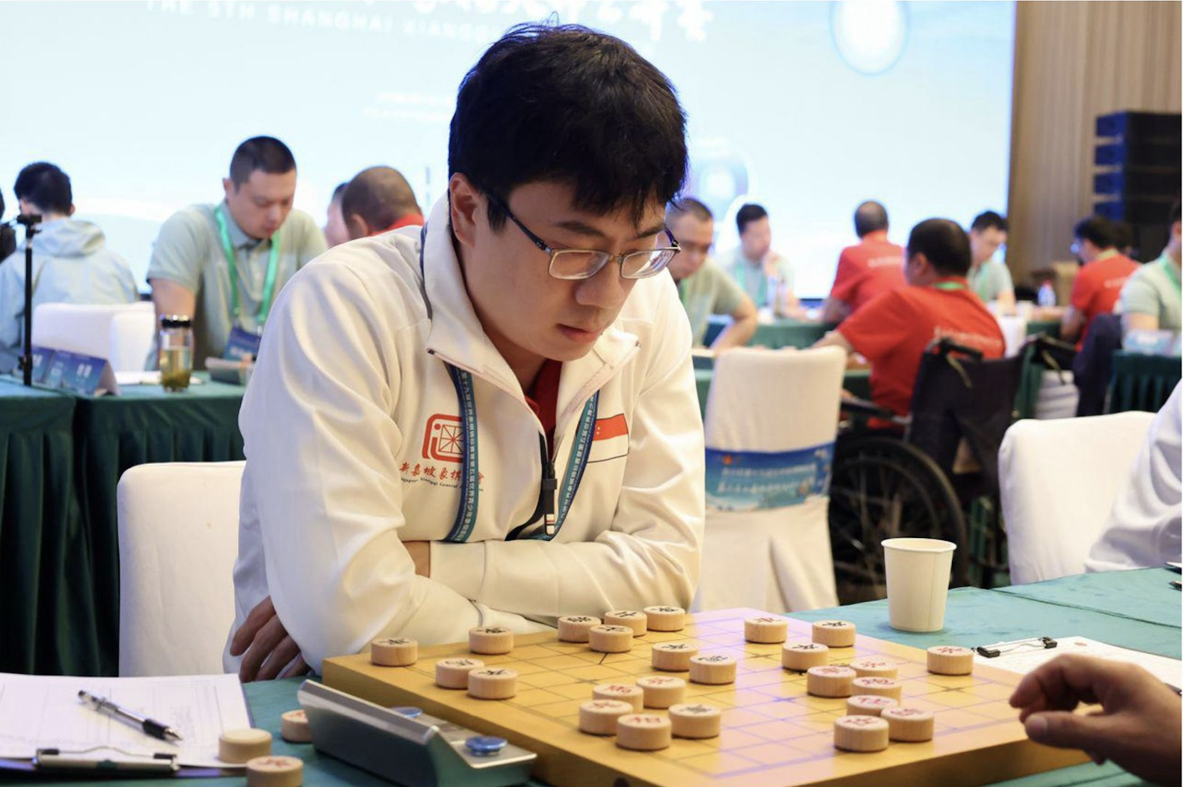 举行, img, 的热情 举行, img, 的热情